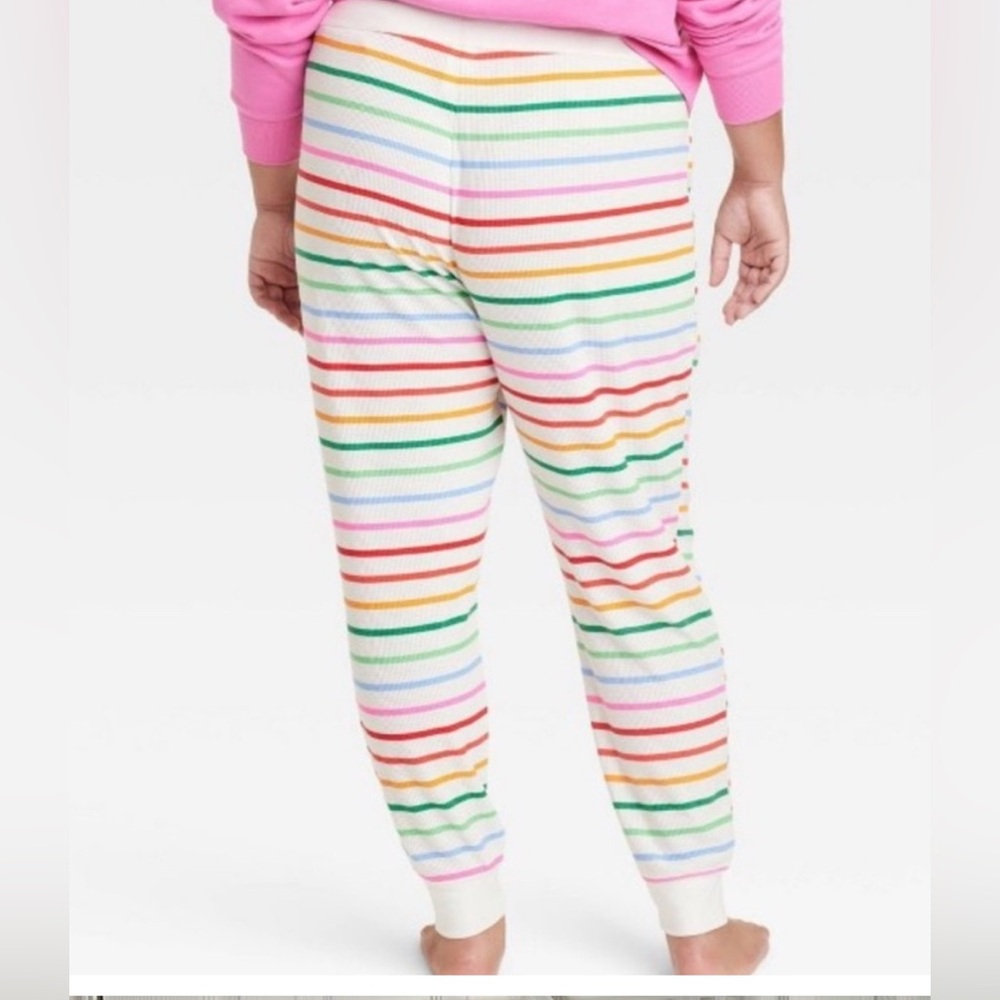 Wondershop 2 pc Thermal Top & Striped Pajama Pant - Picture 5 of 6